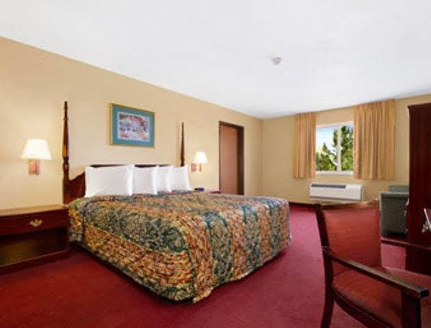 Days Inn By Wyndham Colorado Springs Airport Eksteriør bilde